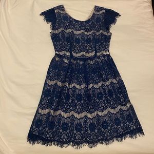 Forever 21 Women’s Navy Lace Dress Size S